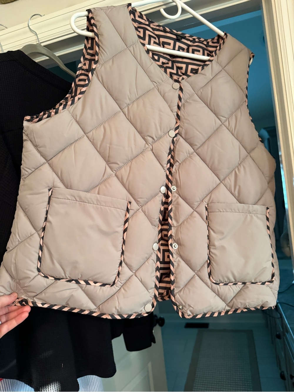 Coco + Carmen Quilted Sleeveless Vest in Taupe with Black & Pink Trim